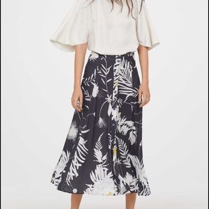 *SOLD** HM / Anna Glover skirt